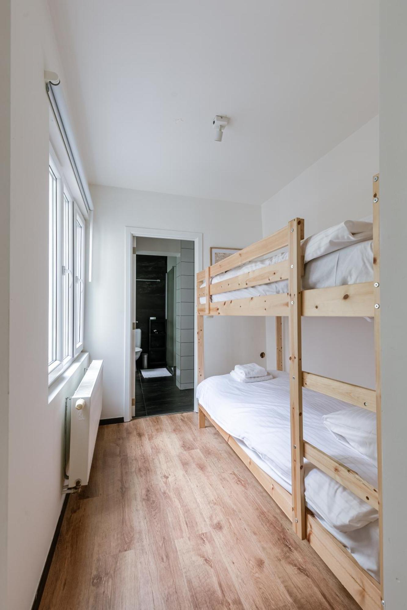 Right In The City Center Your Ghent Getaway Exterior photo